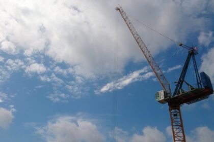 Sürdürülebilirlik Baskısı: Elektrikli Vinçlere Geçiş Hızlanıyor - Sahibinden Manlift